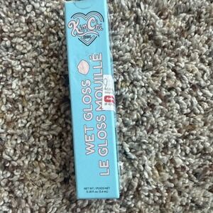 KimChi CHIC Beauty WET GLOSS WITH PLUMPER - 01 Manhattan 0.189 oz.